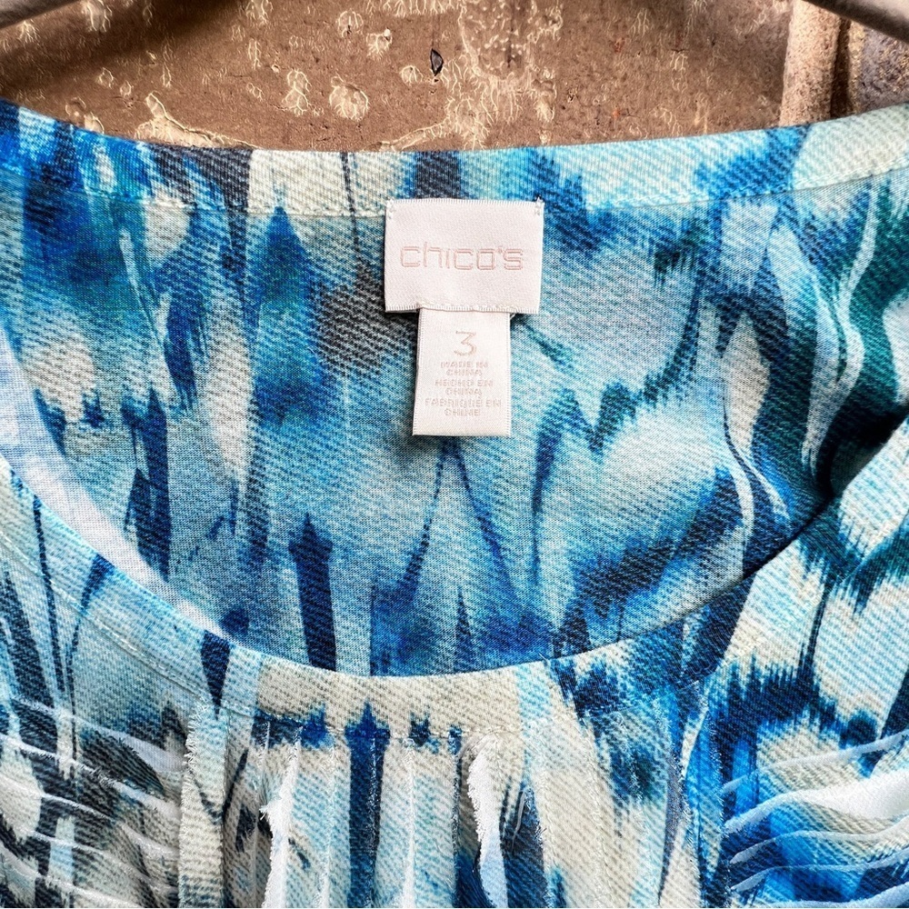 Chico's Women's Blue and Cream Scoop Neck 3/4 Sleeves Blouse, XL - Picture 4 of 6